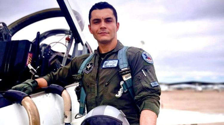 Ky është Edmond Smajli, piloti i ushtrisë së Shteteve të Bashkuara të Amerikës