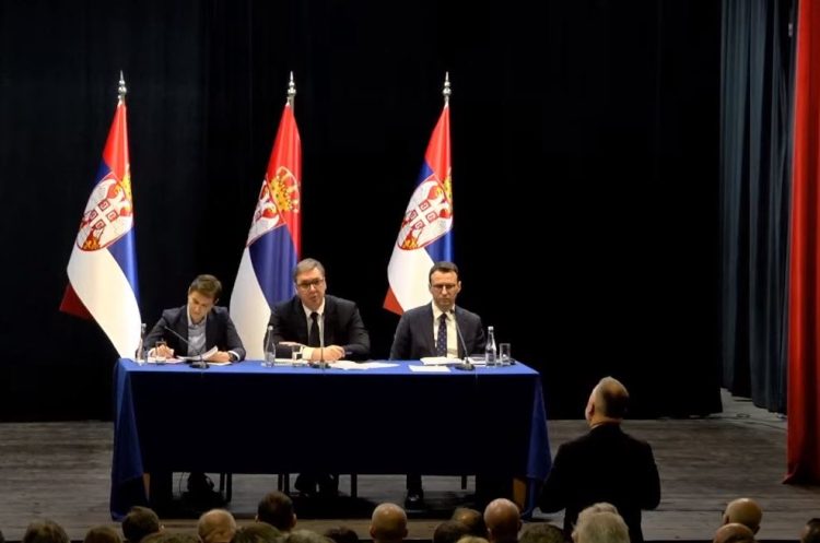 Vuçiq takon serbët nga Kosova: Duhet të formohet Asociacioni në mënyrë që serbët të kthehen në institucione