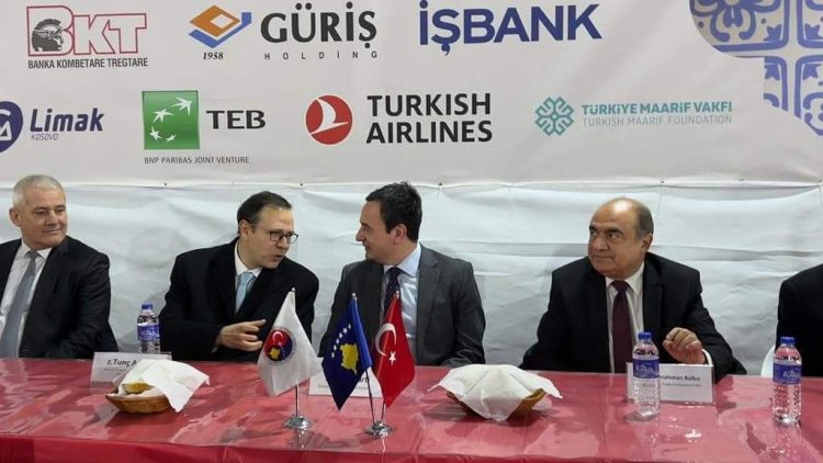 Kryeministri Kurti ishte i ftuar në iftarin e shtruar nga Oda Tregtare Kosovaro – Turke