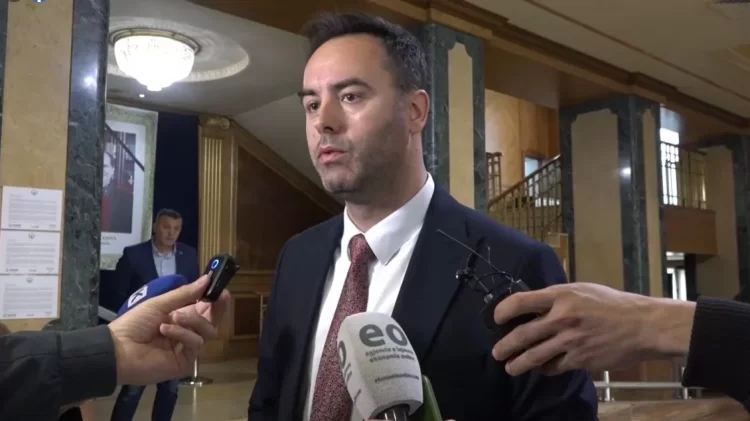 Konjufca për arrestimin e drejtorit të KEK-ut: Drejtësia të veprojë nëse ka fakte, jo në mënyrë selektive