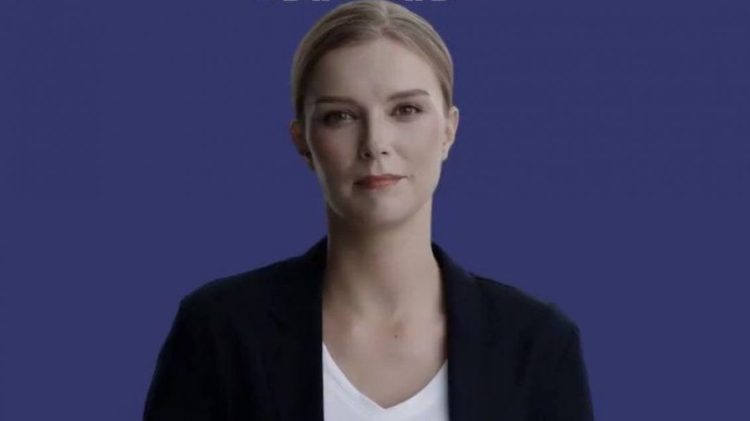 Media e Kuvajtit zbulon prezantuesen e krijuar nga Inteligjenca Artificiale, emri i saj ‘Fedha’ ka një kuptim interesant