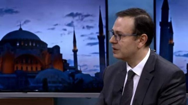 Ambasada e Turkiyes në Kosovë uron Fitër Bajramin edhe në shqip