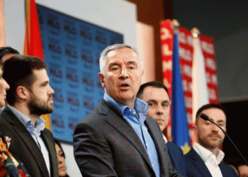 Gjukanoviq dorëhiqet nga pozita e kryetarit të partisë DPS