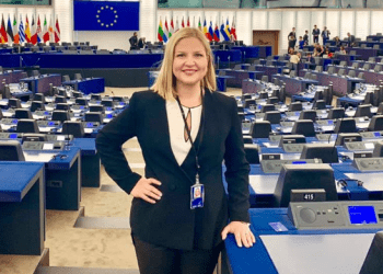 Liberalizimi i vizave, vota e deputetes së vetme shqiptare në mesin e qindra të tjerave