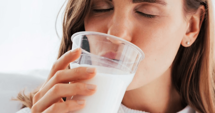 Pasojat kur pa dashje pini qumësht pas datës së skadencës