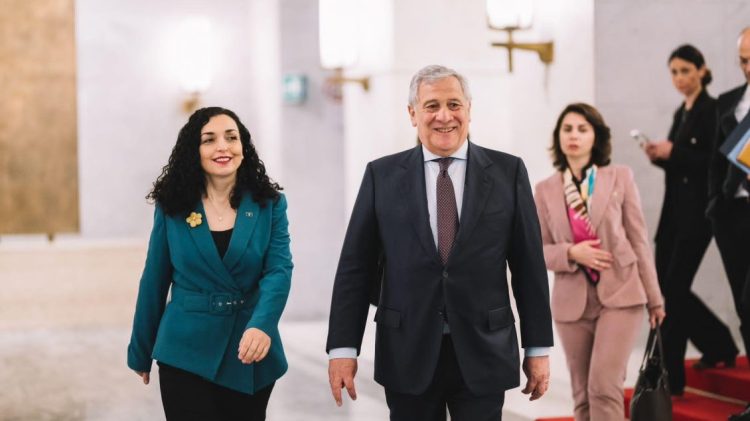 Osmani takoi shefin e diplomacisë italiane, flasin