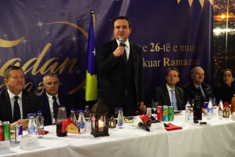 Kurti: Ramazani na mëson të përkushtohemi tek ana shpirtërore e njeriut