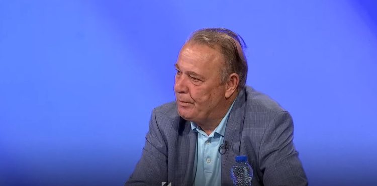 Ish-anëtari i partisë komunisti: Vuçiqit po i lëkundet karriga, ai e Daçiqi janë fëmijë të Millosheviqit (VIDEO)