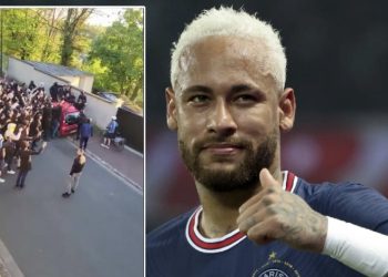 Neymar dërgon mesazh paqeje pasi tifozët e zemëruar protestuan jashtë shtëpisë së tij