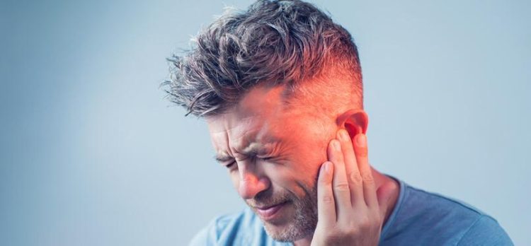 Dëgjoni zhurmë papritur në vesh? Ja për çfarë ju paralajmëron trupi juaj