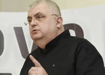 Çanak: Nëse dikush duhet të gjunjëzohet para fëmijëve të vrarë, ajo është Serbia