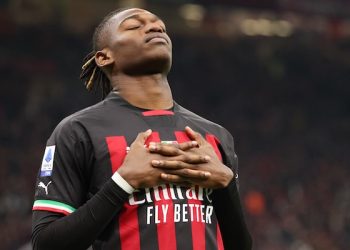 Leao thirrje për Mbappe: Hajde te Milan