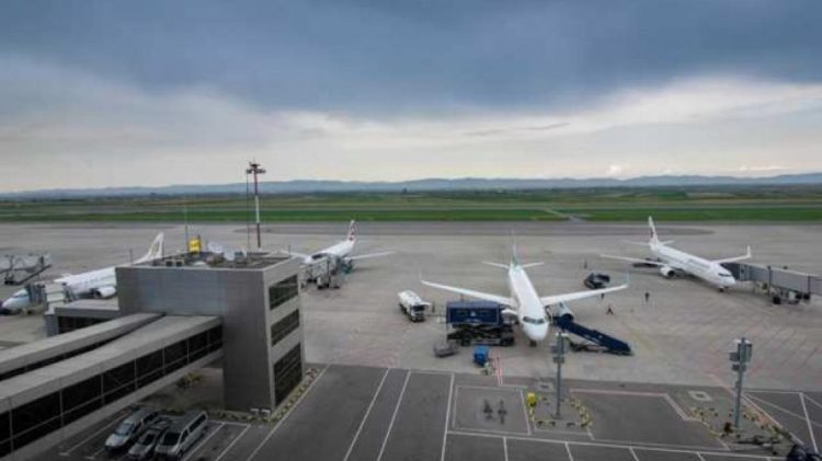 Rrahu gruan dhe u largua nga vendi, arrestohet i dyshuari në Aeroportin Ndërkombëtar të Prishtinës