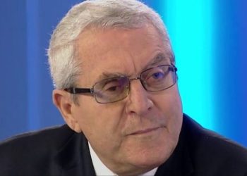 SHËNIM: Më mirë çertifikata “vëllezër me kinezët” se sa ajo “vëllezër me grekët”