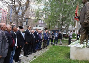 Aksion para rektoratit – kërkohet të mos hiqet emri Hasan Prishtina nga UP