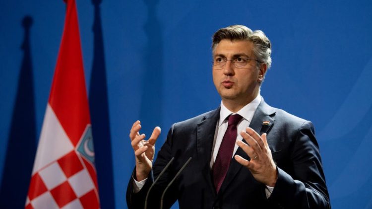 Kërcënohet kryeministri kroat, policia para objektit të Qeverisë