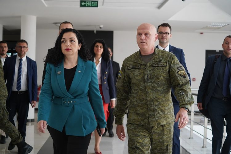 Tensionet në veri, vjen reagimi i parë nga Presidenca