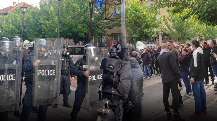 KFOR nis bisedimet me protestuesit për t’u shpërndarë