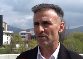 Leposaviq: Kryetari mbetet në zyrë