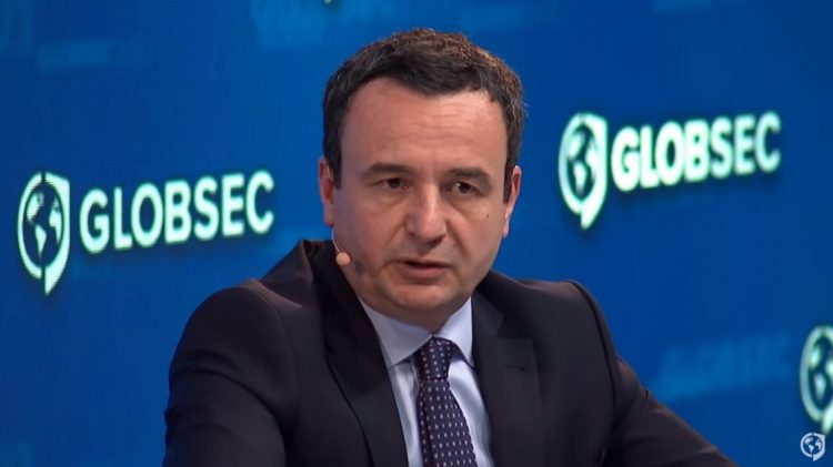 Kurti në Bratisllavë flet për tensionet në veri, tregon qëndrimin e Kosovës