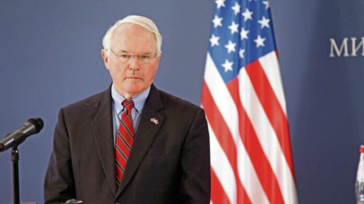 Hill: Kosova do t’i bartë pasojat sepse nuk i dëgjoi këshillat e SHBA-së