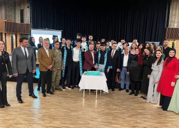 Mbahet ceremonia e diplomimit për maturantët e Shkollave Maarif