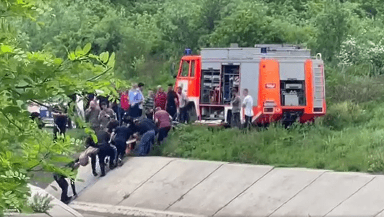 Gjendet pa shenja jete 4-vjeçari në kanalin e Ibër Lepencit