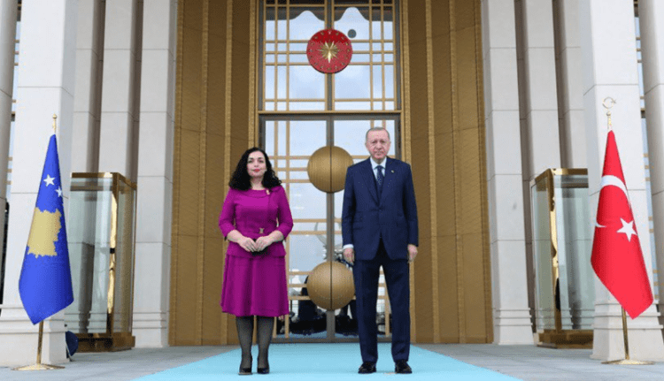 Osmani uron Erdoganin