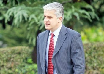 Alarmon Pandeli Majko: Konflikti shqiptaro-serb është një hap larg