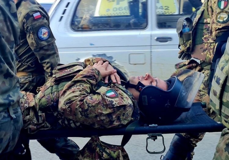 Komunikata e KFOR-it njofton për 25 ushtarë të lënduar