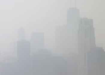 Më shumë se 100 milionë amerikanë në rrezik pasi përhapjes së tymit nga zjarret kanadeze