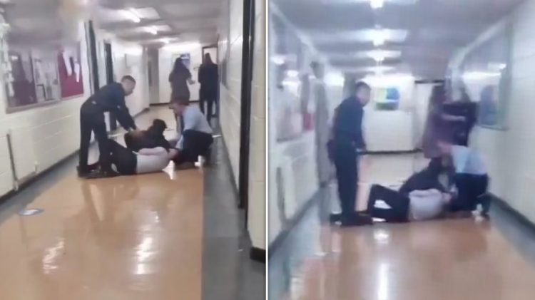 Nxënësi 13-vjeç rrah brutalisht profesorin, mësimdhënësi përfundon i shtrirë në korridorin e shkollës pothuajse pa ndjenja (VIDEO)