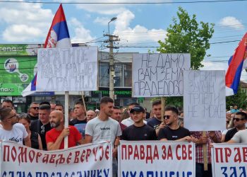 Serbët protestojnë në Graçanicë për krimi*nelin e arrestuar
