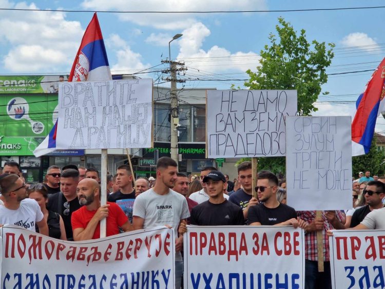 Serbët protestojnë në Graçanicë për krimi*nelin e arrestuar