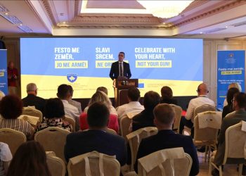 Kosovë, lansohet fushata “Festo me zemër, jo me armë”