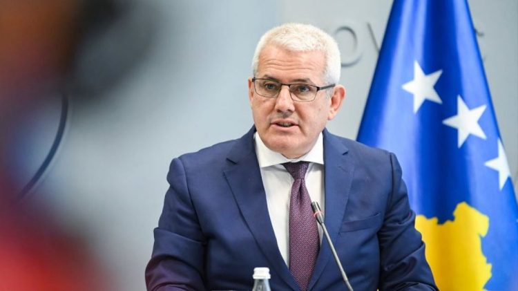 Sveçla: Pjesëmarrësit në krime gjatë luftës në Kosovë, duhet të vihen para drejtësisë