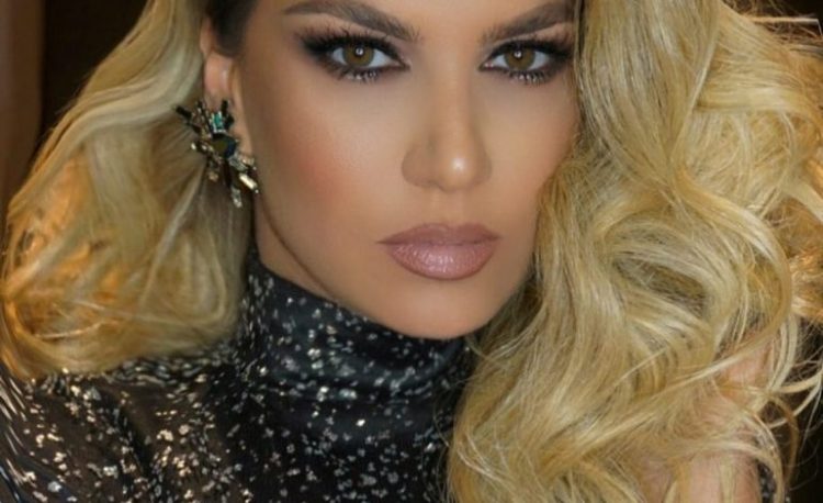 Leonora Jakupi përgatit bakllavë: Kjo është nga duart e mia