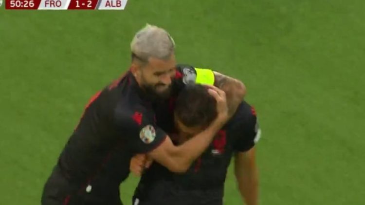 Shqipëria vazhdon shkëlqimin