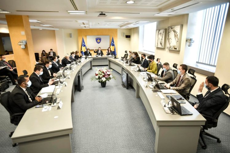 Qeveria e Kosovës mban mbledhje