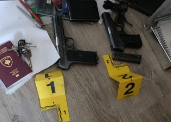 Operacion policor në një fshat të Podujevës, sekuestrohen armë dhe municione