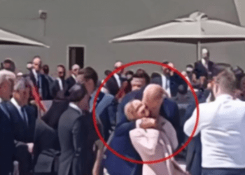 “Puthje e përqafime” – Edi Rama e zë në befasi kryeministren e Italisë