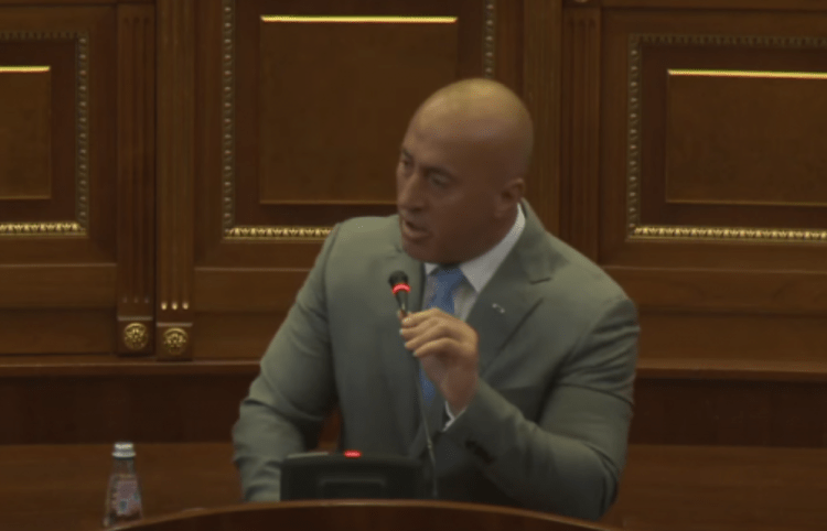 Haradinaj e akuzon Kurtin për tradhti, fton deputetët për ta shkarkuar kryeministrin