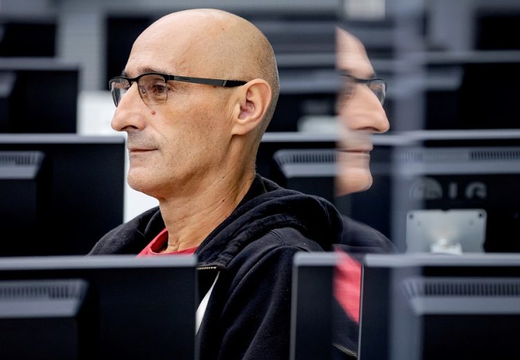 Gjykimi ndaj Salih Mustafës: Në seancë paraqiten disa fotografi të dëshmitarit të shtatë