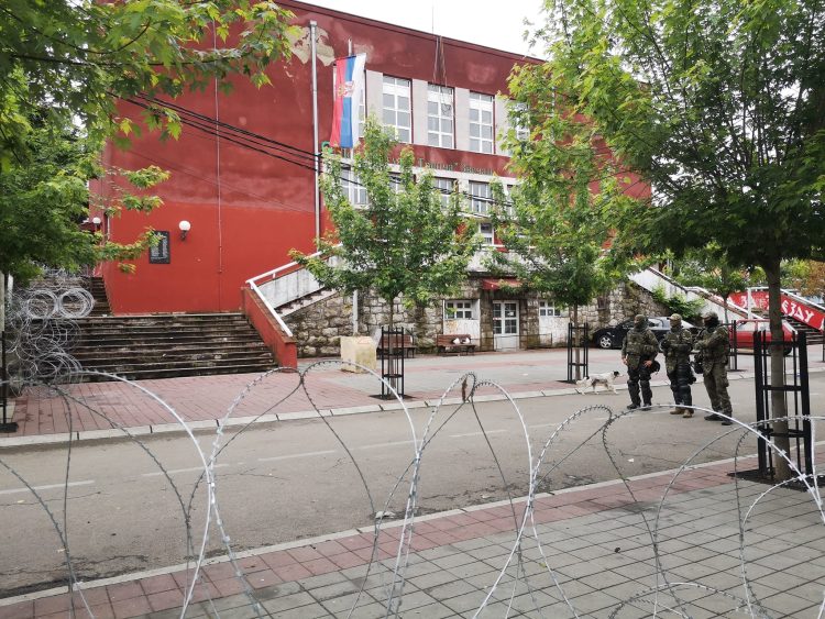 Edhe sot vazhdojnë protestat në veri