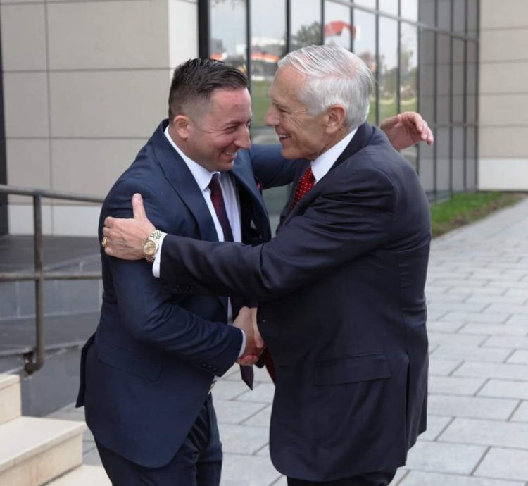 Mehaj flet me Clarkun për situatën e fundit dhe uljen e tensioneve