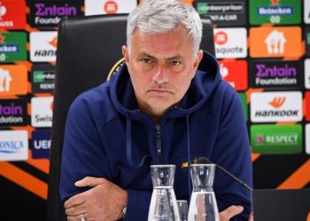 Al-Nassr i Ronaldos nxiton për Jose Mourinhon!