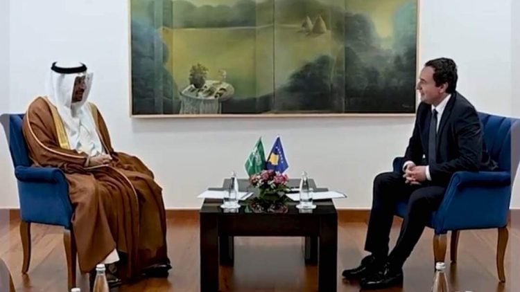 Kryeministri Kurti priti në takim ministrin e Investimeve të Arabisë Saudite, Al-Falih