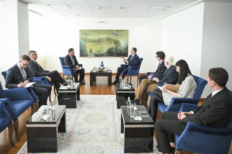 Keyeministri ka pritur në zyrë numrin dy të KIA-s: Jeni të mirëseardhur për investime në Kosovë