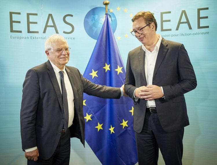 Serbia e përkëdhelur – Kosova e ndëshkuar