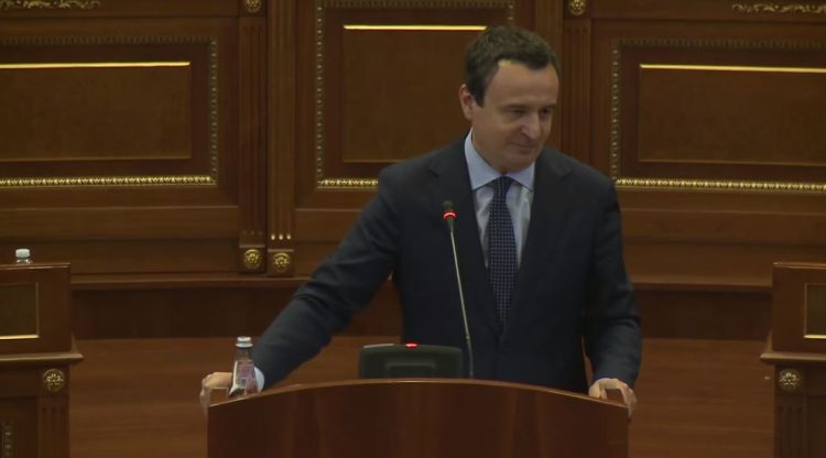 Kryeministri Kurti, Krasniqit e Abdixhikut: Arrestimin e kriminelëve ta bëjmë me koordinim a pa koordinim?